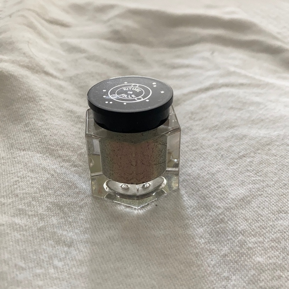 Rituel de fille celestial sphere eyesoot andromeda